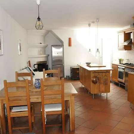 Maison De Ville Dans Centre Historique בית נופש לאגוּ‏ש